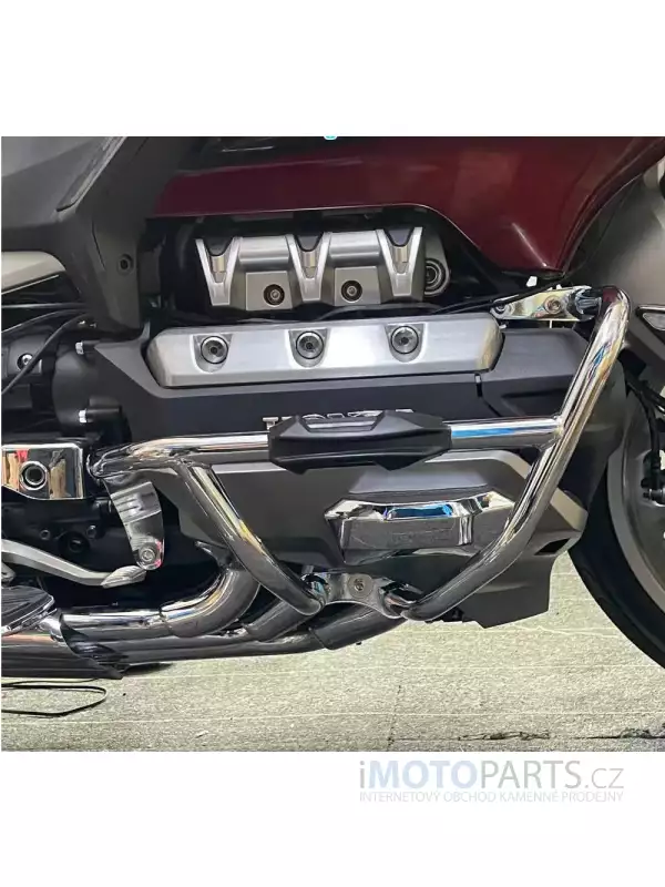 Motorcycle-Engine-Guard-Crash-Bar-Bars-Bumper-Protector-For-HONDA-Gold-Wing-1800-GL1800-F6C-Goldwing.jpg_